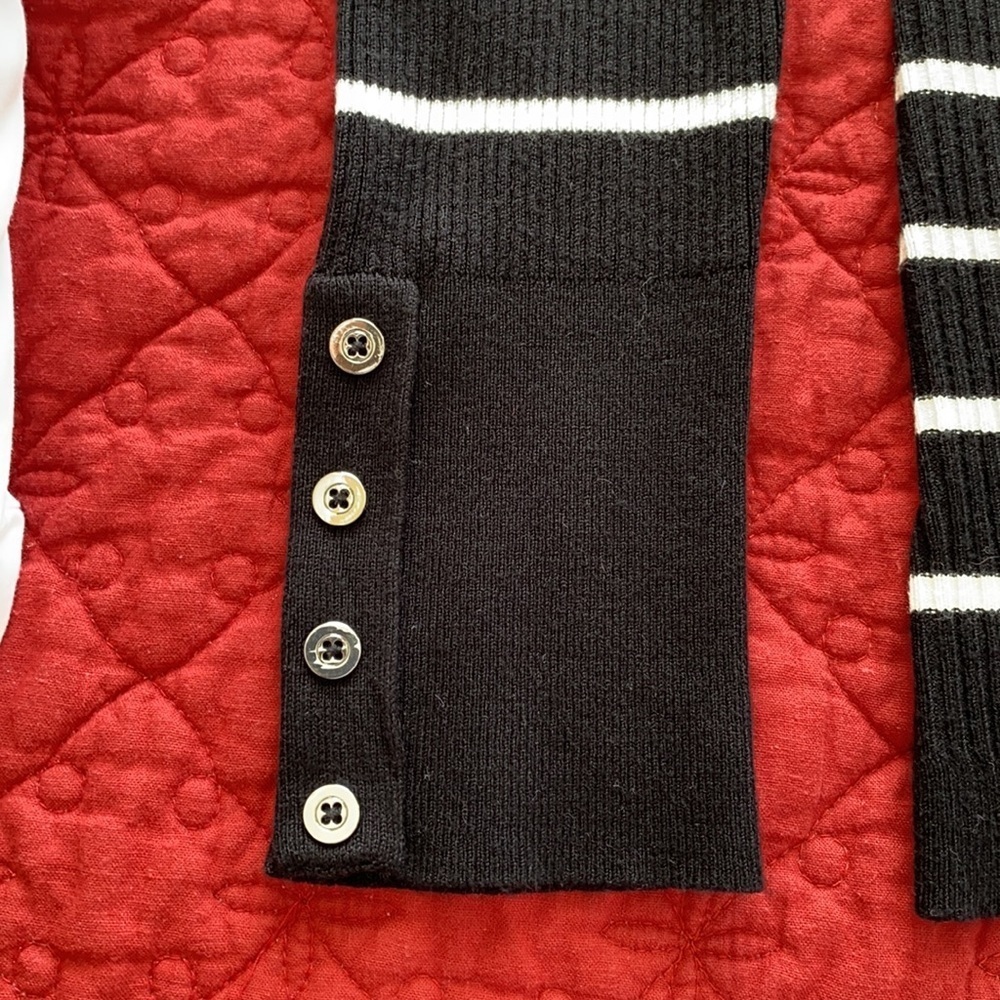 White House Black Market turtle neck - Picture 4 of 5